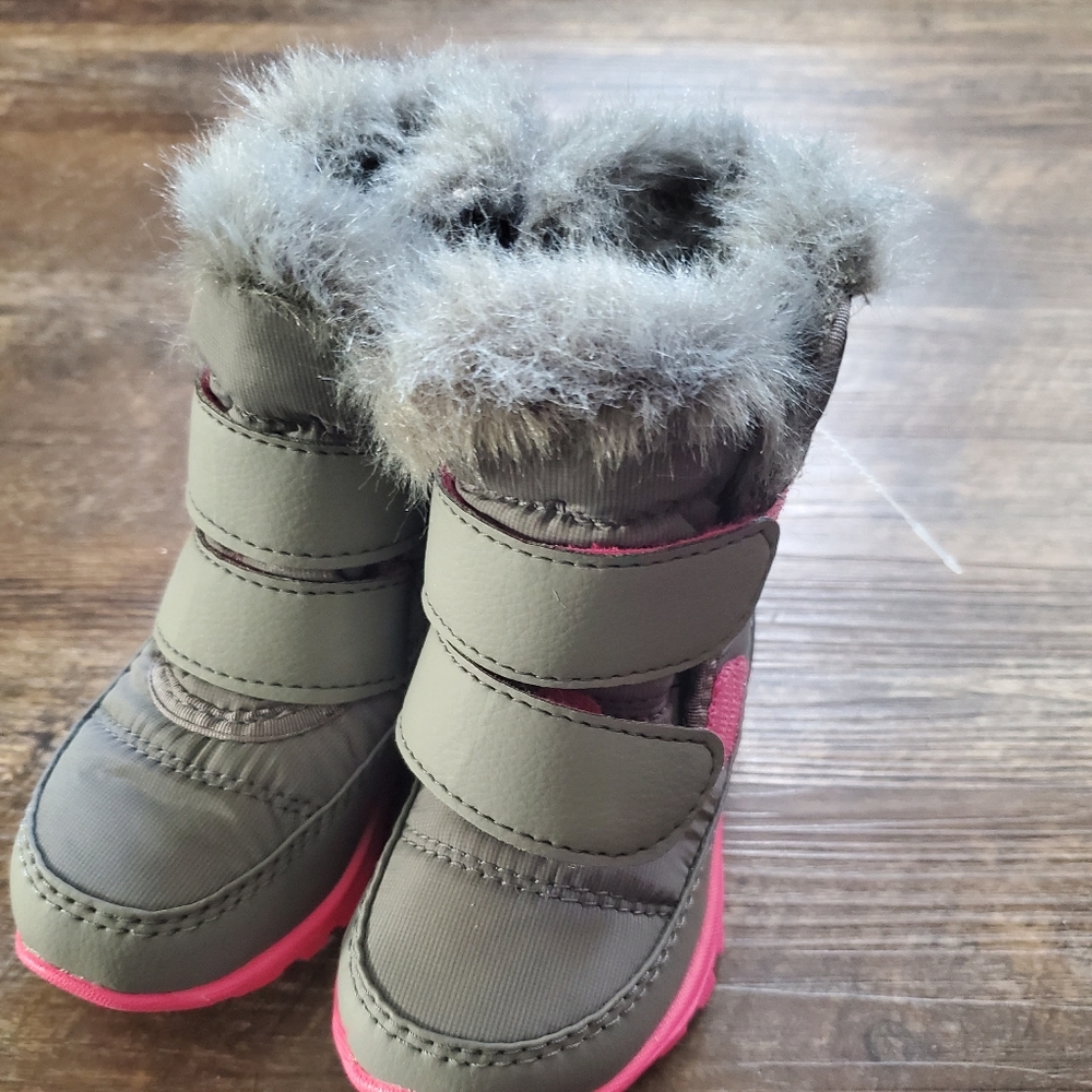 Toddler Sorel snow boots